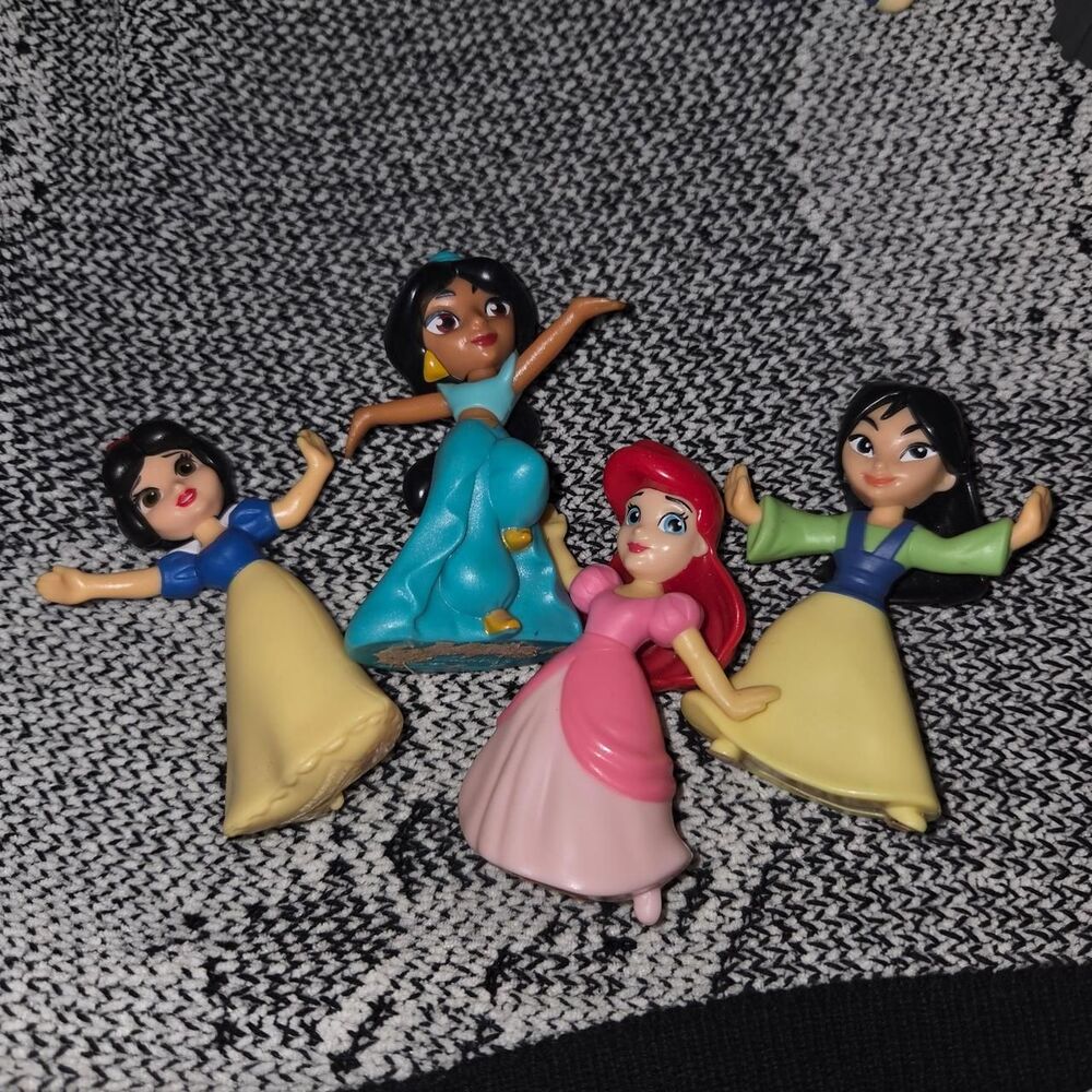 Disney Princess Figure Lot Snow White Jasmine Ariel Mulan caketopper collectors